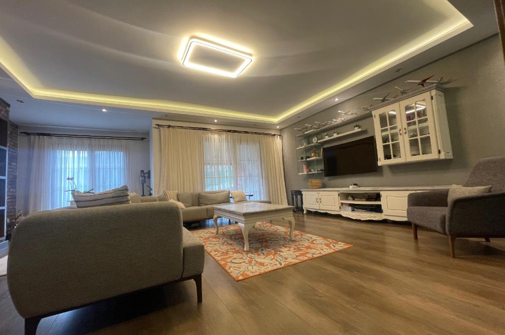 YOUR DREAM VILLA AT BUYUKCEKMECE DISTRICT OF ISTANBUL WITH PROVATE POOL