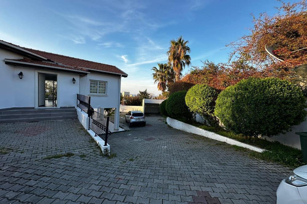 Girne Edremit’te kiralık 3 + 1 villa