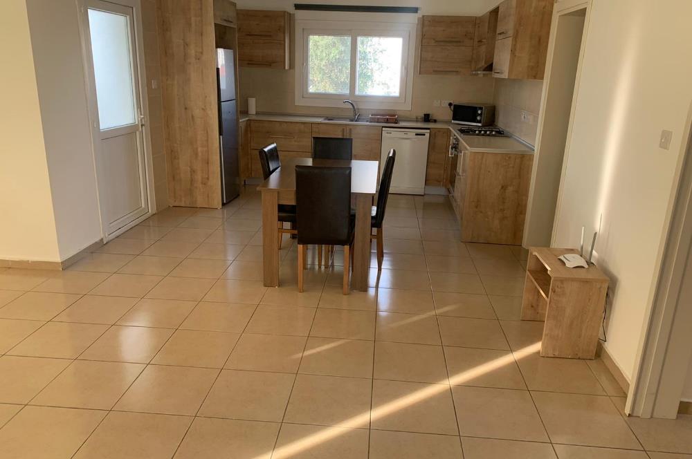 Girne çatalköyde günlük kiralık 3+1 villa