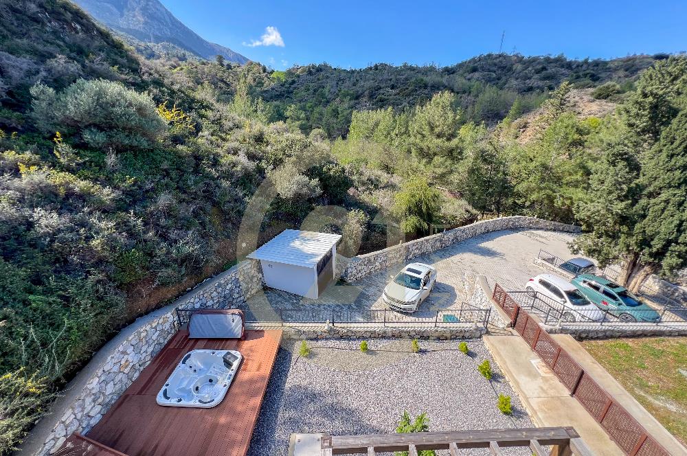 Satılık 3+1 ikiz villa Bellapais, Girne. TEK YETKILI