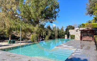 Satılık 3+1 ikiz villa Bellapais, Girne. TEK YETKILI