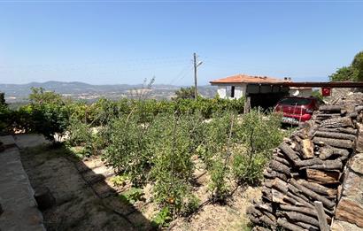 Burhaniye Avunduk’ta, Körfez Manzaralı, Satılık, Özel Yapım Taş Köy Evi