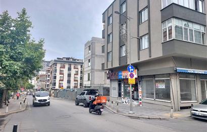 C 21 Molla Team'den Cevatpaşa'da Cadde Üzeri Kiralık Dükkan