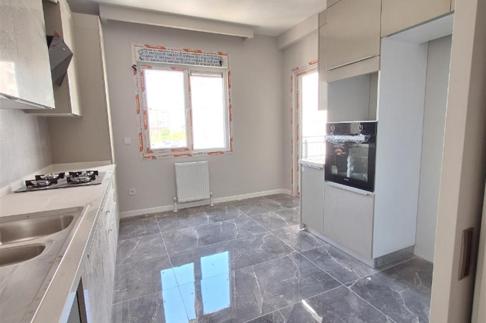 3+1 ERENKÖY SATILIK SIFIR 113 M² NET BALKONLU 2 BANYOLU GÜNEY