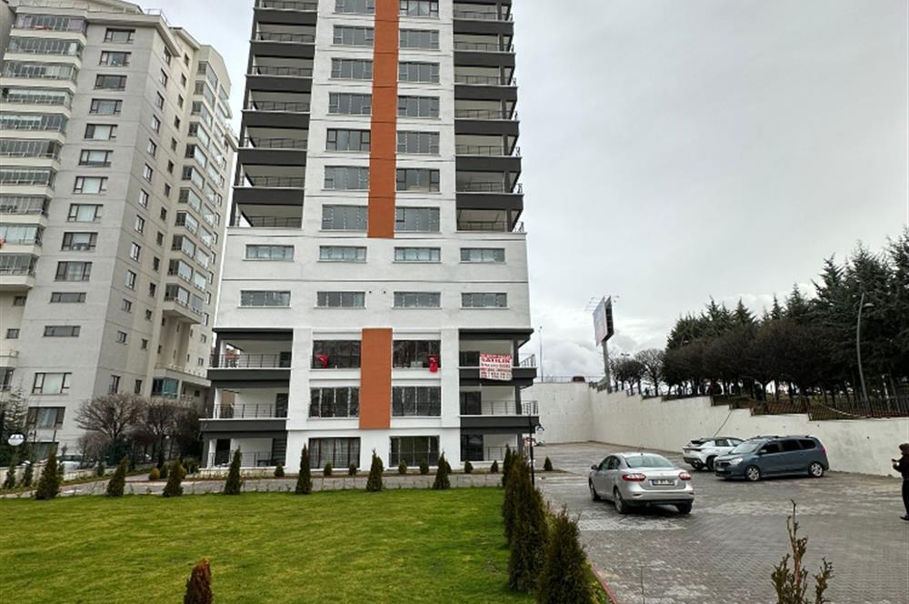 LÜKS VE GENİŞ 3+1 DAİRE (DOĞUKENT CADDESİNDE)