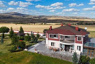 ELMADAĞ İLÇESİNDE 20.000 m2 BESİ ÇİFTLİĞİ