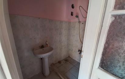 C.21 LOCA ALİHİKMETPAŞA MAH. SATILIK 261M2 ARSALI 2 MÜSTAKİL EV