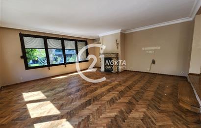 SUADİYE BAĞDAT CADDESİNDE GÜVENLİKLİ DEPREM RAPORLU 4+1 190 m2