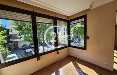 SUADİYE BAĞDAT CADDESİNDE GÜVENLİKLİ DEPREM RAPORLU 4+1 190 m2