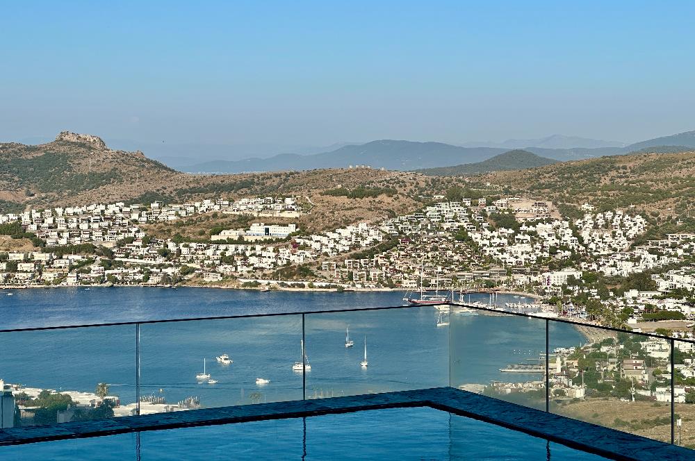 Bodrum Gündoğan Bölgesinde Satılık 2+1 Deniz Manzaralı Daire