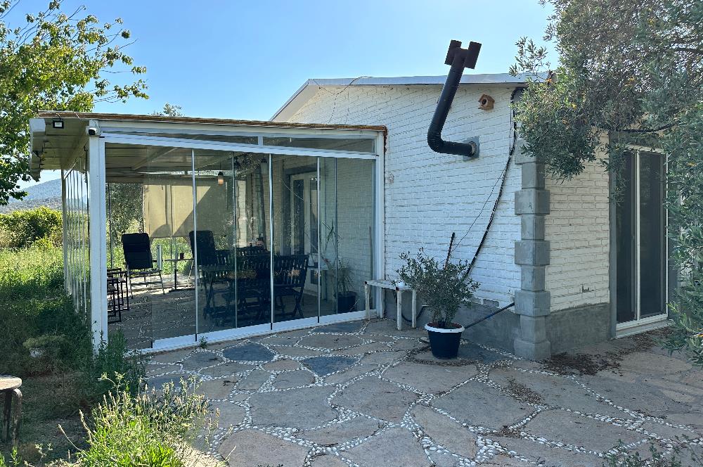 Bodrum Mumcular 2250 m² Arsa İçerisinde Satılık Çiftlik Evi