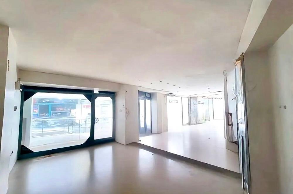 C21 Efkan Baştürk'ten Laleli Galeria Avm'de Satılık 100M2 Dükkan