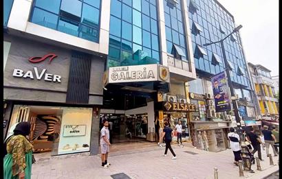 C21 Efkan Baştürk'ten Laleli Galeria Avm'de Satılık 100M2 Dükkan