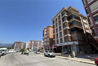 Edremit Hamidiye Mah.’de, 3+1, Cadde Üzeri, Satılık Daire