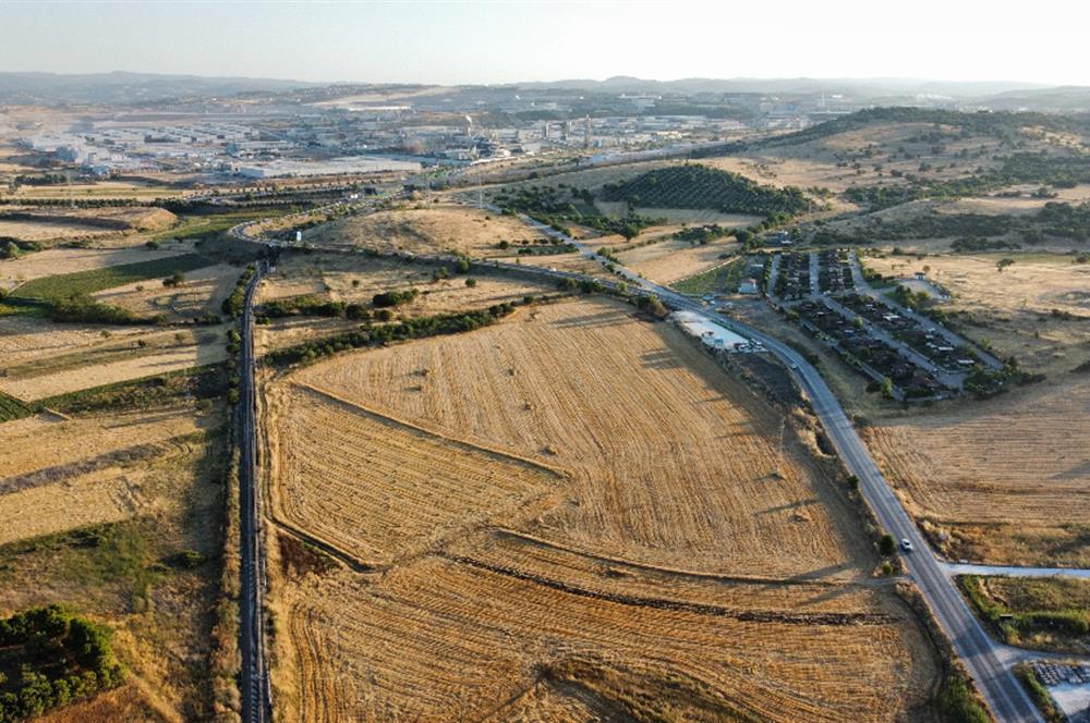 C21 LOCA'DAN BALIKESİR ANAYOLU'NDA 47 DÖNÜM SATILIK TARLA