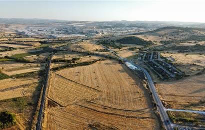 C21 LOCA'DAN BALIKESİR ANAYOLU'NDA 47 DÖNÜM SATILIK TARLA