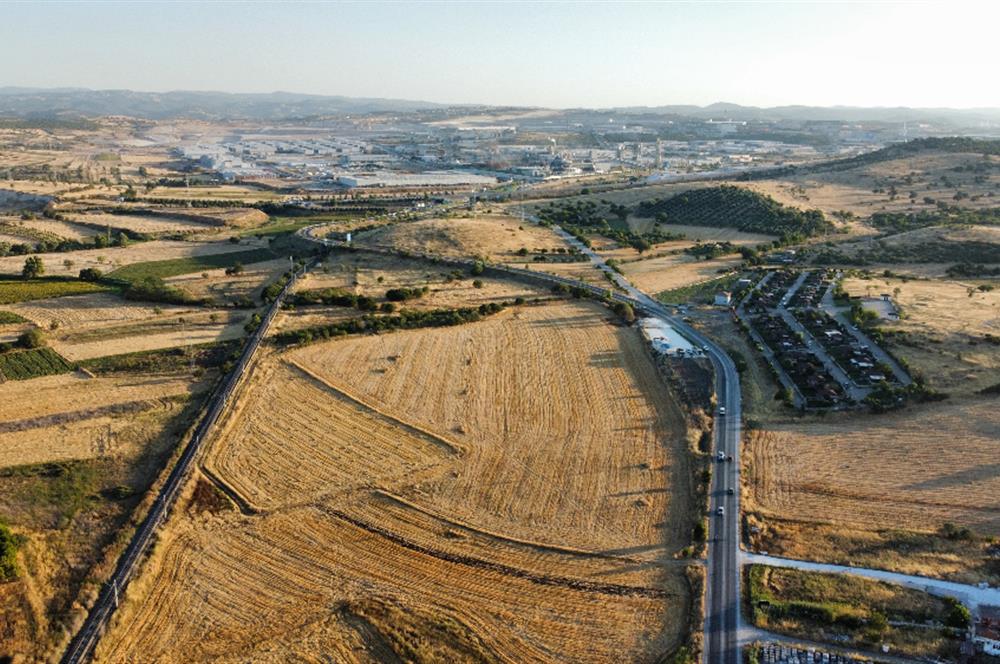 C21 LOCA'DAN BALIKESİR ANAYOLU'NDA 47 DÖNÜM SATILIK TARLA