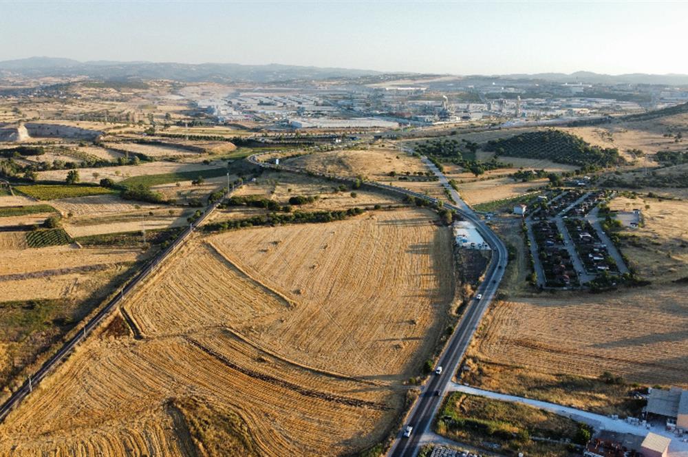 C21 LOCA'DAN BALIKESİR ANAYOLU'NDA 47 DÖNÜM SATILIK TARLA