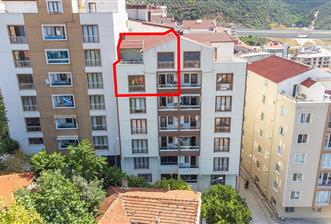 C21 Cius; Çukurbahçe'de Deniz Manzaralı Asansörlü Dubleks Daire