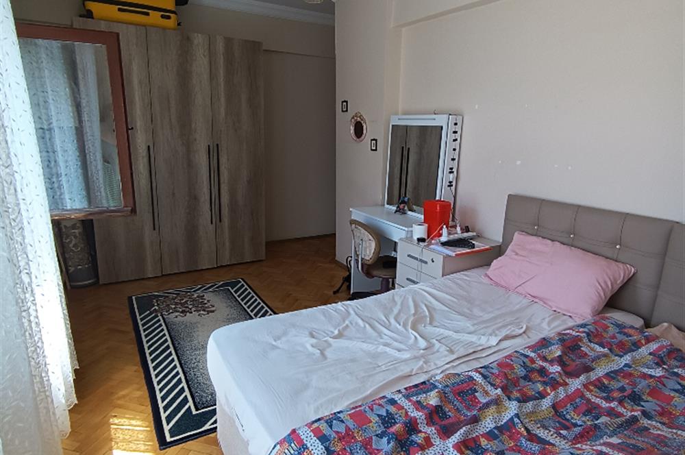 BALGAT'DA CADDE ÜZERİNDE SÜPER KONUMDA 3+1 DAİRE