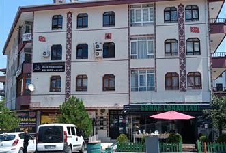 BALGAT'DA CADDE ÜZERİNDE SÜPER KONUMDA 3+1 DAİRE