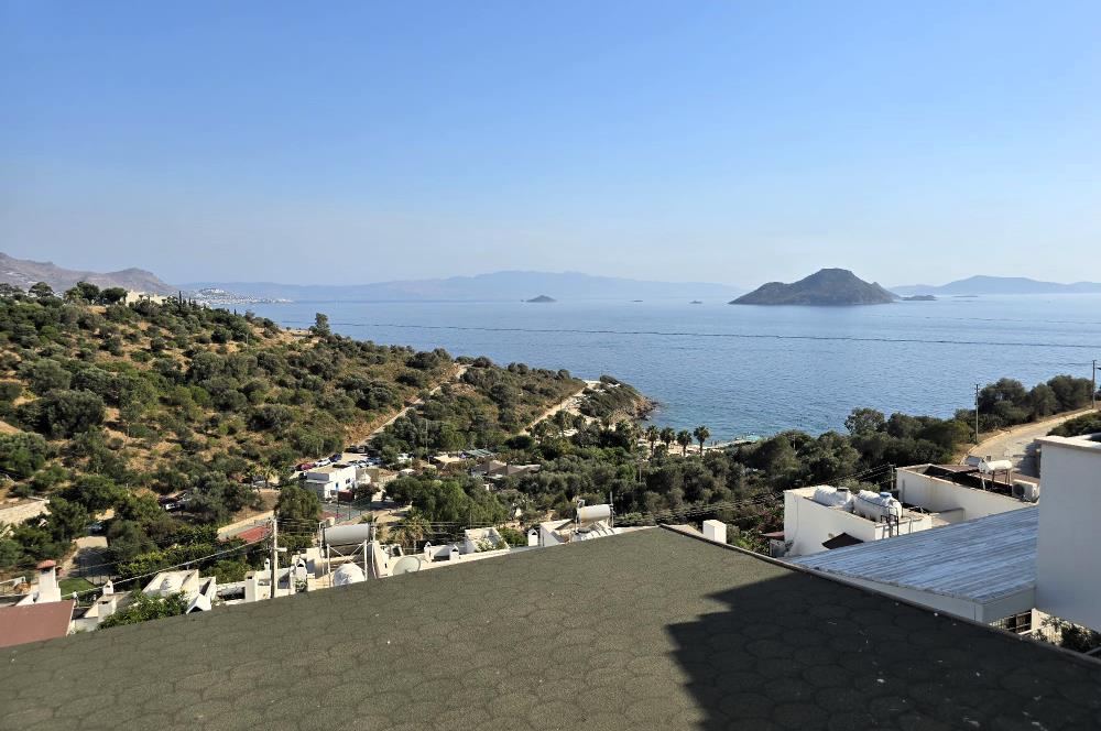 Bodrum Kadıkalesi Denize Sıfır Site içinde Satılık Tripleks Villa