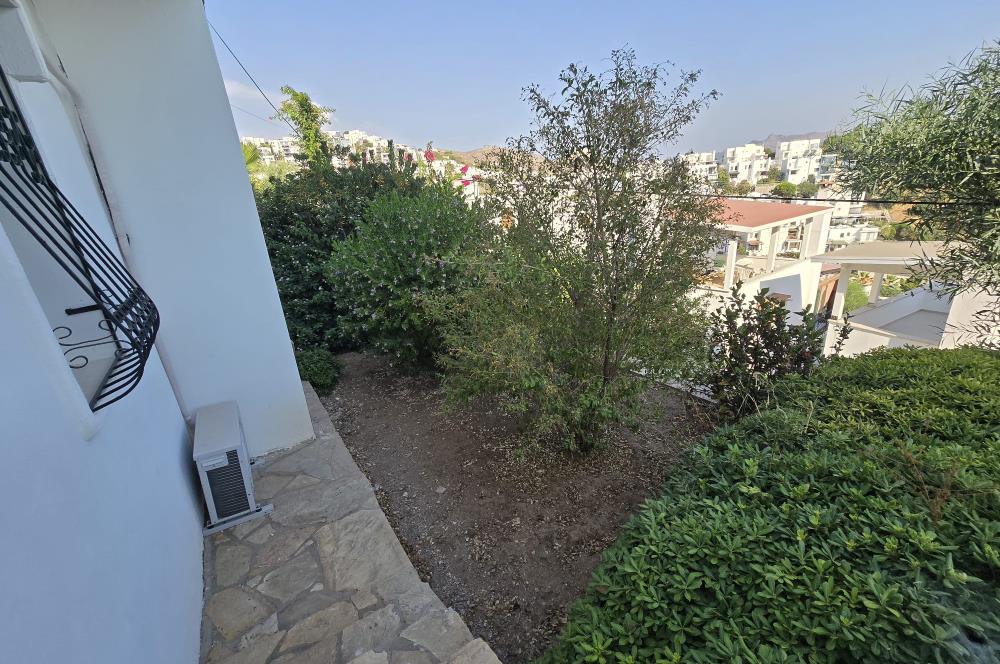 Bodrum Kadıkalesi Denize Sıfır Site içinde Satılık Tripleks Villa