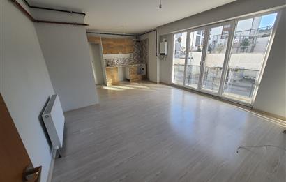 KARTAL SİNA PARK SİTESİNDE 1+1 SATILIK DAİRE