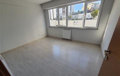 KARTAL SİNA PARK SİTESİNDE 1+1 SATILIK DAİRE