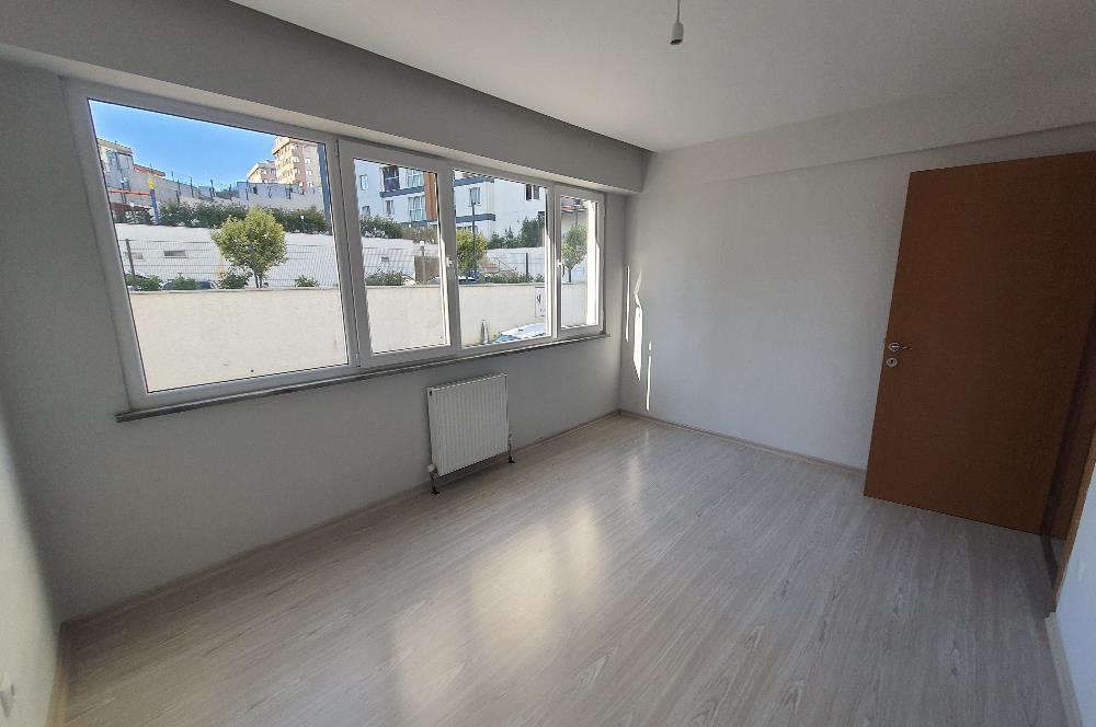 KARTAL SİNA PARK SİTESİNDE 1+1 SATILIK DAİRE