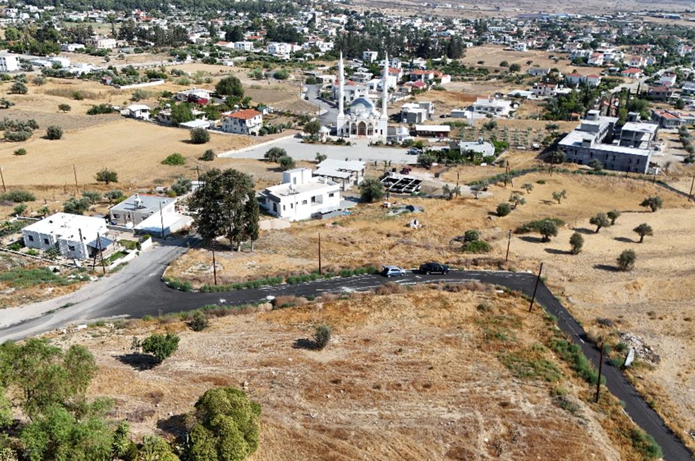 DİKMEN DE MÜKKEMEL MANZARALI KONUT İMARLI ARSA