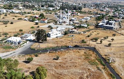 DİKMEN DE MÜKKEMEL MANZARALI KONUT İMARLI ARSA