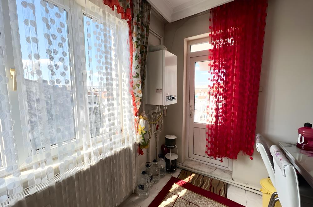 C21 BAL'DAN TEKNİK LİSE CADDESİ 3+1 BALKONLU SATILIK DAİRE