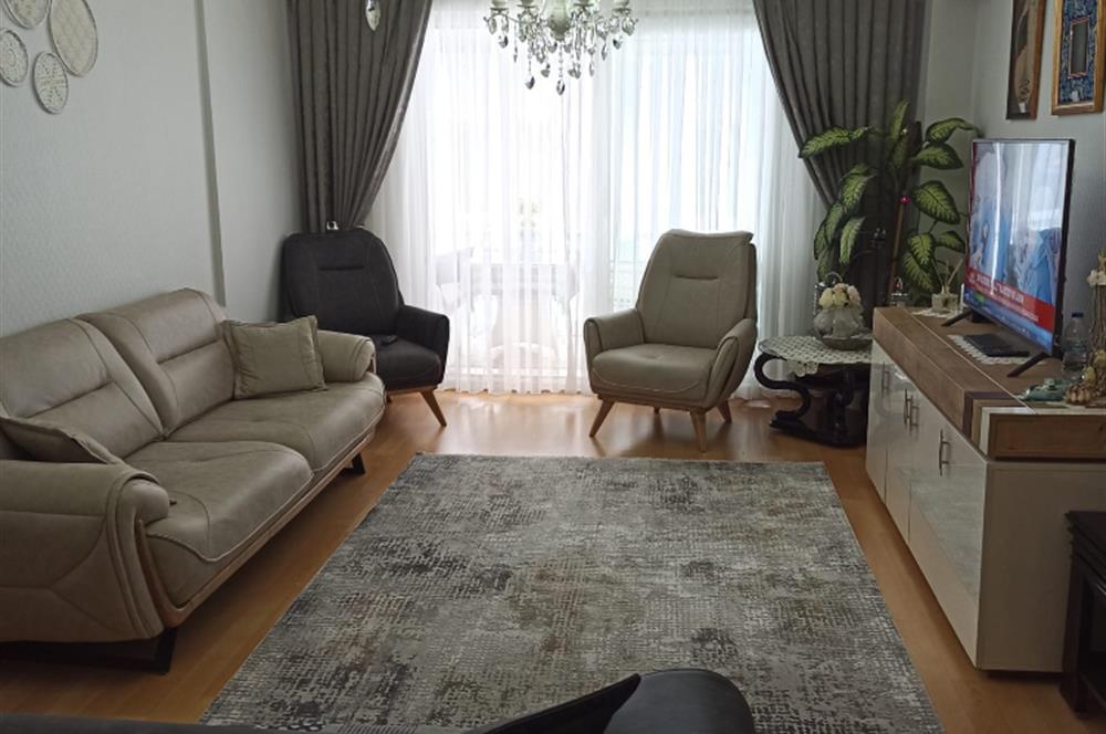 YAKUPLU DA SATILIK DUBLEKS 4+2 DAİRE METROBÜSE 5DK MESAAFEDE