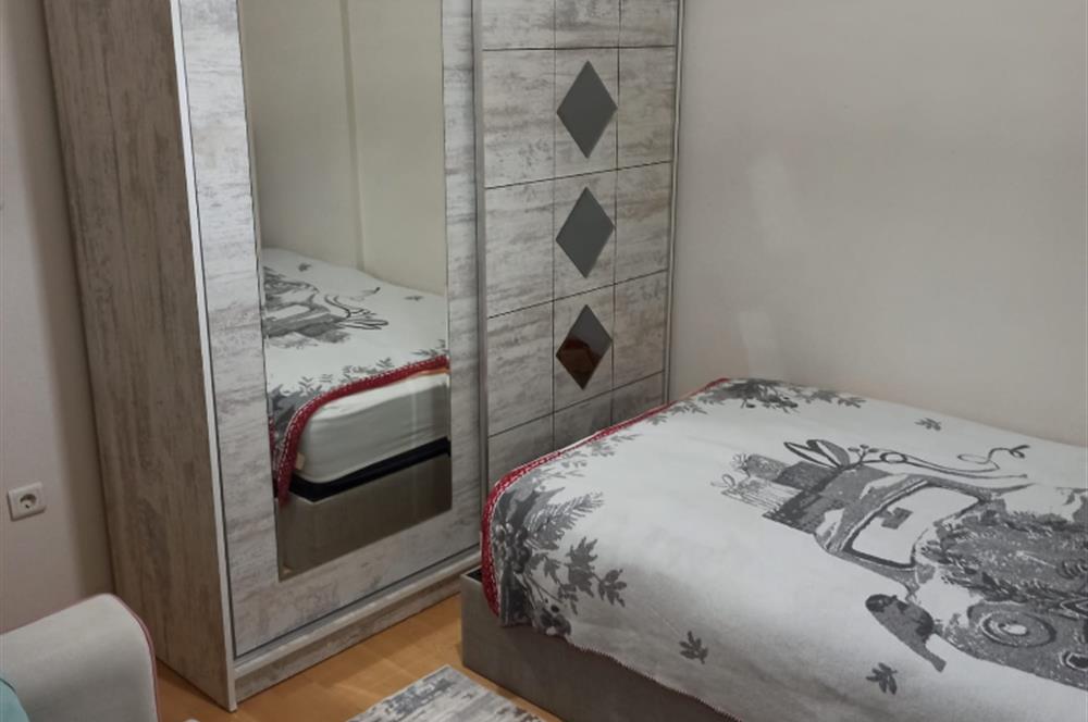 YAKUPLU DA SATILIK DUBLEKS 4+2 DAİRE METROBÜSE 5DK MESAAFEDE