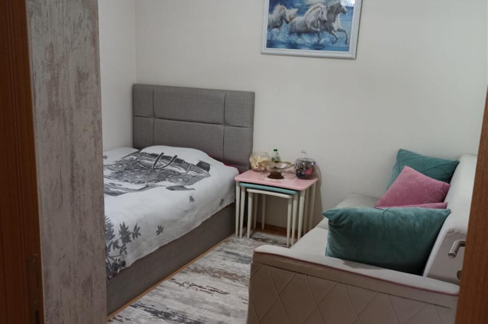 YAKUPLU DA SATILIK DUBLEKS 4+2 DAİRE METROBÜSE 5DK MESAAFEDE