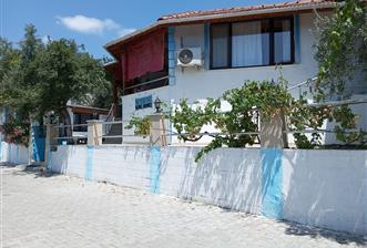 AVŞA ADASINDA 15 ODALI SATILIK APART