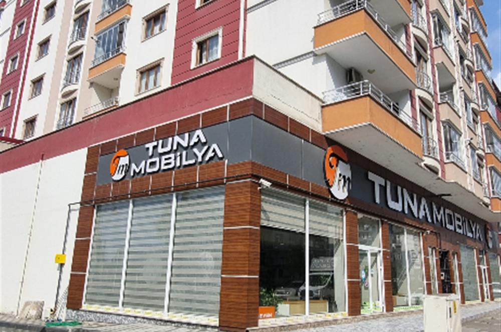 CENTURY21 UZMAN'DAN ANA CADDE ÜZERİNDE SATILIK EMSALSİZ MAĞAZA