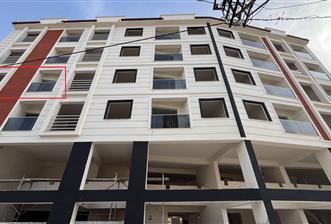 CENTURY21 Bal'dan Bağlar Sokağında Satılık 2+1 Daire