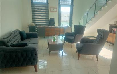 Kuşadası’nın Kalbi İnönü Caddesinde Modern Bir Ofis