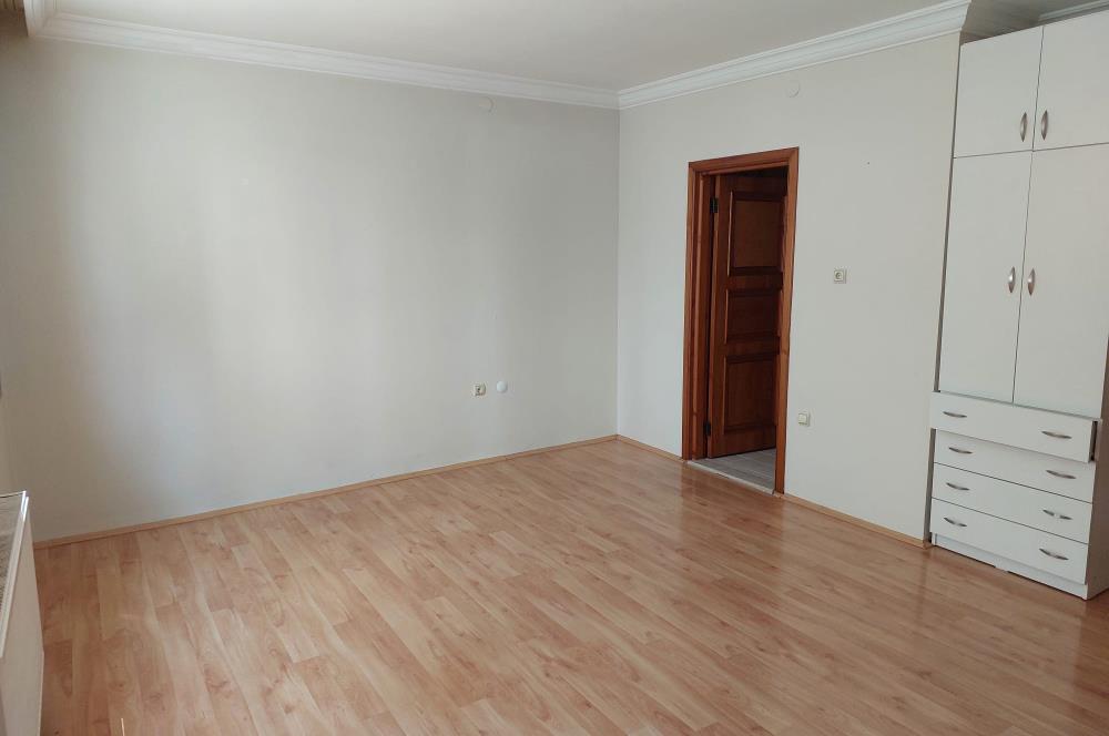 SATILIK BOŞ 4+1 DAİRE HİLAL MAHALLESİ TURAN GÜNEŞ YAKINI