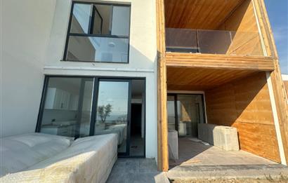 BODRUM GÜMÜŞLÜK PLAJLI İSKELELİ SOSYAL TESİSLİ SATILIK DAİRE