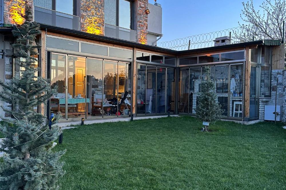 Çanakkale'de Deniz Manzaralı Akıllı Villa