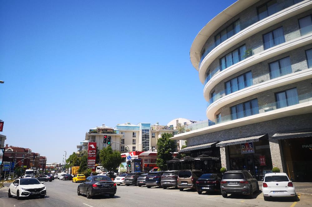 SERTAÇ MAZI 'DAN İSTANBUL CADDESİ MERKEZİNDE YATIRIMLIK DÜKKAN