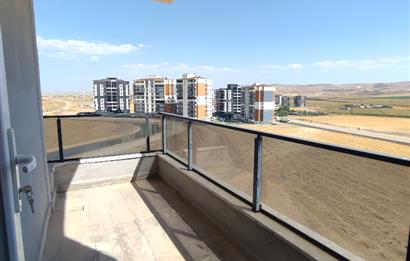 HASANKEYF YOLU ÜZERİ 3,5+1 Satılık Daire C21 Orjin