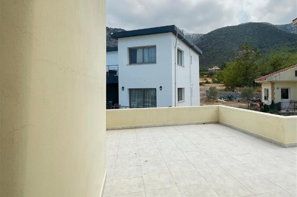 Kiralık 3+1 ortak yüzme havuzlu villa. Girne, Çatalköy