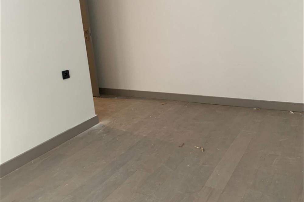 ACIBADEM KONAKLARI'NDA SIFIR 2+1 ARA KAT SATILIK DAİRE