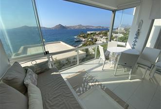 Panoramic Sea and Islands View Seafront Apartment in Prestigious Complex