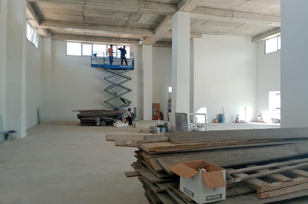 Çayırova Şekerpınar’da 1000 m2 Kiralık Depo