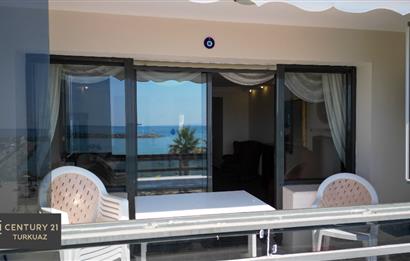 Kuşadası Marina da Muhteşem Deniz Manzaralı Satılık 2+1 Yalı Dairesi